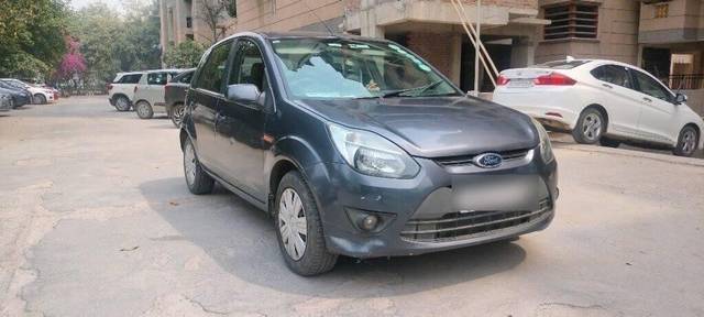 https://images10.gaadi.com/usedcar_image/3399336/original/VCC_1713647_116_1679058225_affa46b8-36cc-42a7-b558-45daf867756e_69a9338a-c2fd-4b89-b6b9-0207808b8790.jpg?imwidth=6400