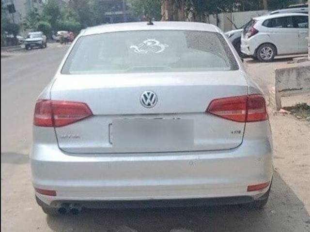 https://images10.gaadi.com/usedcar_image/3399484/original/zz1_crop_img_6484331b8cf4b_1686385435.jpg?imwidth=6402
