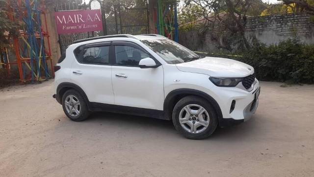https://images10.gaadi.com/usedcar_image/3399809/original/VCC_IMG_1679050178602_1714036_333_1679050705_d3818baf-124d-445f-97b9-8c7a8e23cdf6.jpg?imwidth=6401