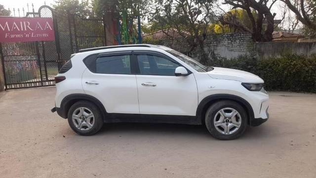 https://images10.gaadi.com/usedcar_image/3399809/original/VCC_IMG_1679050183389_1714036_97_1679050698_d3818baf-124d-445f-97b9-8c7a8e23cdf6.jpg?imwidth=6402