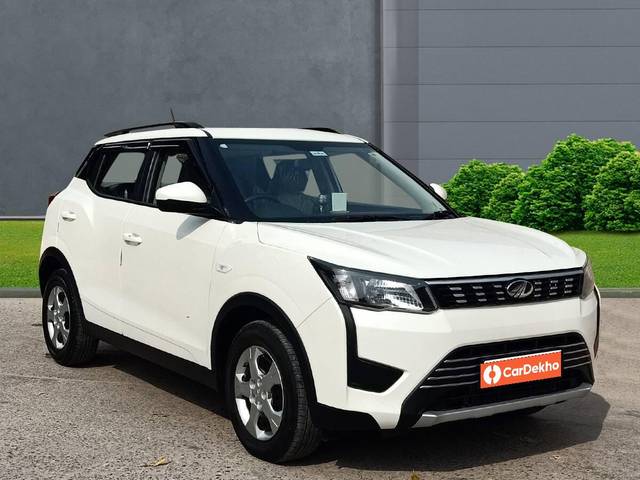 https://images10.gaadi.com/usedcar_image/3399843/original/used_car_2729397_1679230670_e9ff60db-fb6b-4b06-ba61-2870cb18a42e.jpg?imwidth=6400
