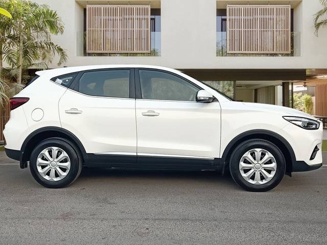 https://images10.gaadi.com/usedcar_image/33FCAFA8-9B37-422B-8B4C-4D8A5153EF3C/original/bd9c3c28-3460-4f5b-a91b-7769fcfcccdb.jpg?imwidth=6401