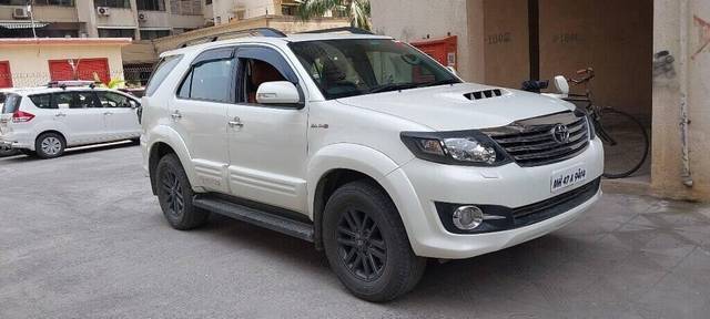 https://images10.gaadi.com/usedcar_image/3400678/original/VCC_IMG_1679126175333_1714772_334_1679126643_5a7e771f-ccb7-4702-810e-568cb6fac6e6_92334026-360c-4ef5-bfec-244e355aa1ed.jpg?imwidth=6401