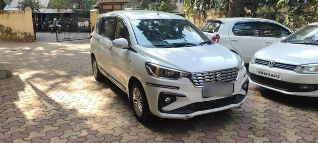 https://images10.gaadi.com/usedcar_image/3400765/original/VCC_1714989_116_1679214379_70fdaf8a-52ec-4e75-a1cf-a5b05520f0e1_1cbafae9-7b94-44fb-8e31-b2af6f0f760f.jpg?imwidth=6400