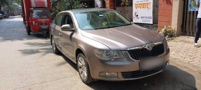 https://images10.gaadi.com/usedcar_image/3400801/original/VCC_1714884_116_1679213015_630f5bd0-f837-42a9-8b99-94a6702eed3b_426716c8-ca2a-48db-ac9b-0477ad19c295.jpg?imwidth=6400