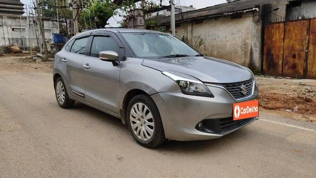 https://images10.gaadi.com/usedcar_image/3400833/original/VCC_IMG_1679133430258_1714935_334_1679133808_647abbd8-1824-48fc-b4e5-dd8ffd162937.jpg?imwidth=6401