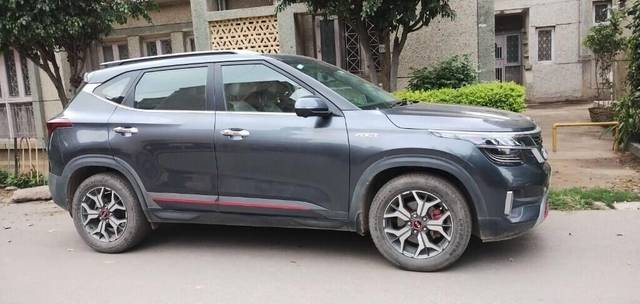 https://images10.gaadi.com/usedcar_image/3400882/original/ee727fc4-6777-4341-a23d-a025b5ebe8c7-VCC_IMG_1679123631295_1714709_333_1679124190_4543df4f-b165-4c1d-875d-d37280b36835_f9475e20-aa3e-4e56-9653-c87a65308a90.jpg?imwidth=6400