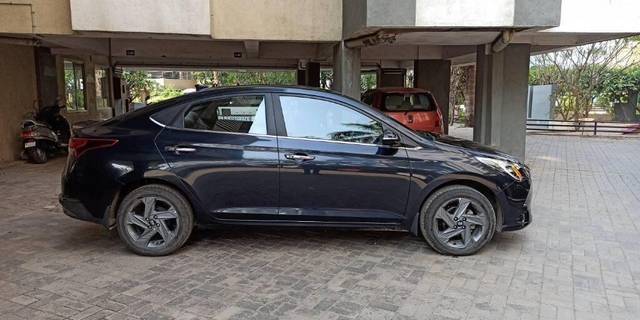 https://images10.gaadi.com/usedcar_image/3401047/original/VCC_IMG_1679199395928_1715381_97_1679199980_bdd6466f-4df2-45e0-974d-b243ee8cfa00_c12121a7-a225-4ced-941b-bf2d1db10980.jpg?imwidth=6402