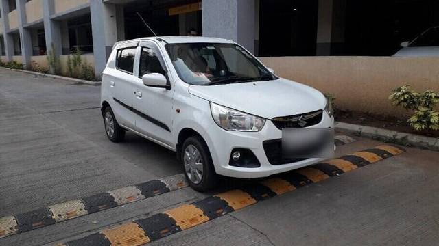 https://images10.gaadi.com/usedcar_image/3401178/original/VCC_1715074_116_1679218578_531435a7-7ae8-4037-a7a7-4f87647fd313_aab500b8-3003-4a6c-b4de-e3551c705319.jpg?imwidth=6400