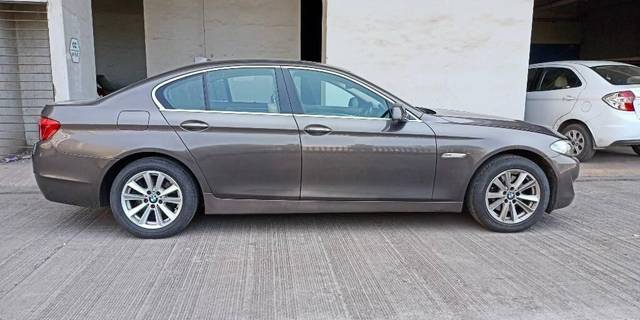 https://images10.gaadi.com/usedcar_image/3401244/original/VCC_IMG_1679206640568_1715487_97_1679206747_07371f77-d56a-4b9c-80d4-9a51785d048c_94a1a129-95c5-4608-b78f-4d4563e5d8a5.jpg?imwidth=6402