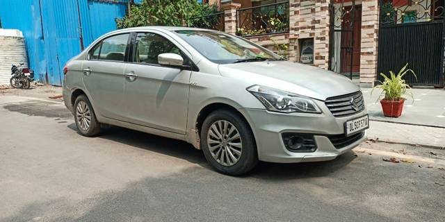 https://images10.gaadi.com/usedcar_image/3401305/original/VCC_IMG_1679209194466_1715537_334_1679209320_6b78130a-eaab-461b-86b3-3933acbfed56.jpg?imwidth=6401