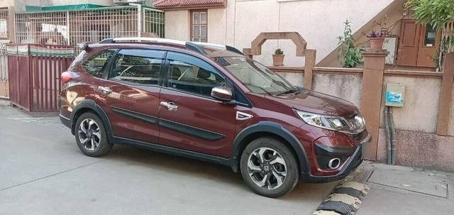 https://images10.gaadi.com/usedcar_image/3401326/original/VCC_1715757_333_1679249003_84acd3a4-a954-4579-8b65-f87b5bb2a963_dd0947a6-dce0-48ec-8788-753c6ee6a5f3.jpg?imwidth=6402