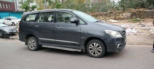 https://images10.gaadi.com/usedcar_image/3401511/original/VCC_IMG_1679212567023_1715571_333_1679212738_ef4f27e4-b134-477b-b608-edb0f89835e2_4b93509f-8868-4d78-b4b9-33404f2e9737.jpg?imwidth=6402