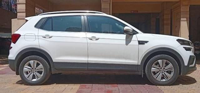 https://images10.gaadi.com/usedcar_image/3401513/original/zz1_crop_img_6486fab194fa1_1686567601.jpg?imwidth=6402