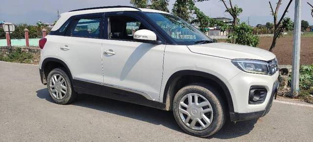 https://images10.gaadi.com/usedcar_image/3401573/original/VCC_IMG_1679212776287_1715592_333_1679213105_8e115a0e-9bfc-4ab8-8cc3-de2c33299a39_3a910f18-5088-4896-8e62-3b6875bb12f2.jpg?imwidth=6401
