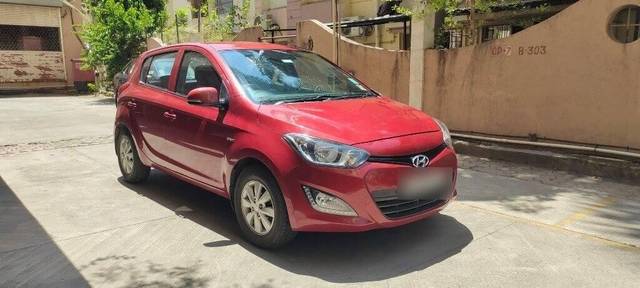 https://images10.gaadi.com/usedcar_image/3401609/original/VCC_1715582_116_1679286696_66ecaaa8-8cad-4ab8-88fe-62b2856872aa.jpg?imwidth=6400