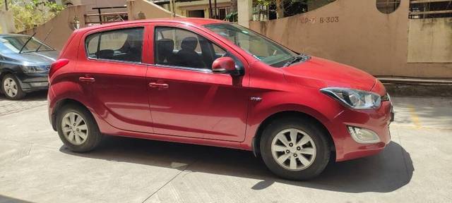 https://images10.gaadi.com/usedcar_image/3401609/original/VCC_IMG_1679211816460_1715582_333_1679212325_66ecaaa8-8cad-4ab8-88fe-62b2856872aa.jpg?imwidth=6401