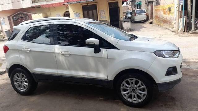 https://images10.gaadi.com/usedcar_image/3403557/original/VCC_IMG_1679380460896_1716567_333_1679380925_c514b349-3b8c-4c3a-93ad-2f0d59a44869.jpg?imwidth=6401