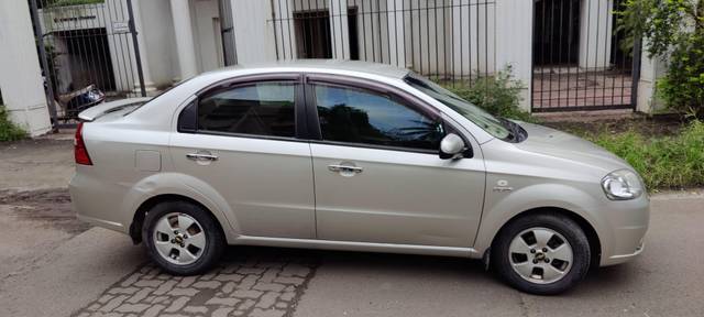 https://images10.gaadi.com/usedcar_image/3403811/original/used_car_2733083_1679814431_bced9938-86fc-48c4-86c0-ff60e768e5ff.jpg?imwidth=6401