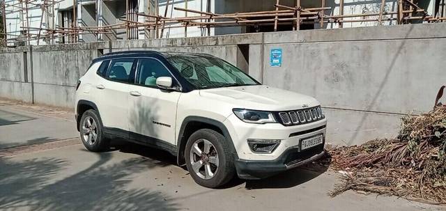 https://images10.gaadi.com/usedcar_image/3403981/original/VCC_IMG_1679393045741_1716772_334_1679393426_92a9717c-9a68-4d43-8d08-7e286adfa288.jpg?imwidth=6401