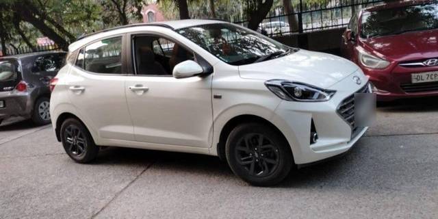 https://images10.gaadi.com/usedcar_image/3404069/original/3ad303a3-79fd-4508-891e-10e36bf469a8-VCC_1716909_333_1679481513_a8c22b21-e060-4809-821b-ff42a9559d67.jpg?imwidth=6402