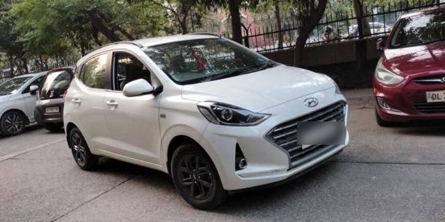 https://images10.gaadi.com/usedcar_image/3404069/original/910d9edd-b4cd-4fc8-bf9e-9a5372c2ff44-VCC_1716909_116_1679481733_a8c22b21-e060-4809-821b-ff42a9559d67.jpg?imwidth=6400