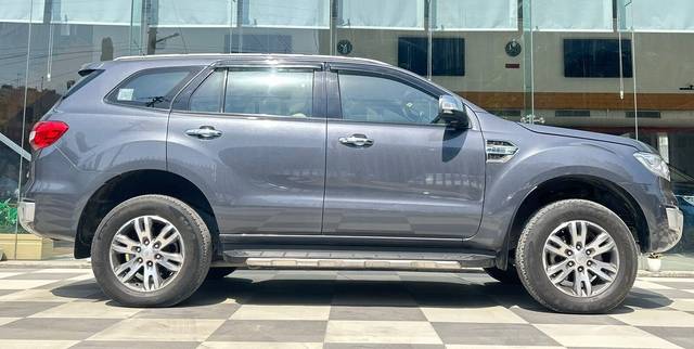 https://images10.gaadi.com/usedcar_image/3404908/original/img3404908__zz1_crop_img_655c988cad19a_1700567180.jpg?imwidth=6401