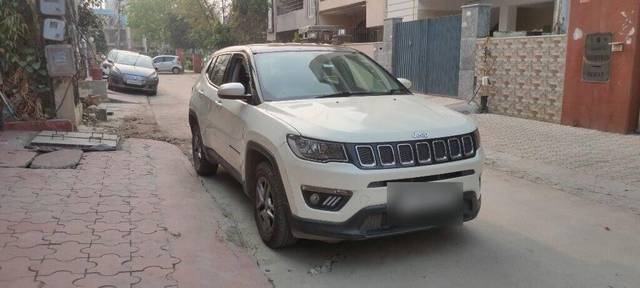 https://images10.gaadi.com/usedcar_image/3405471/original/VCC_1717313_116_1679565590_5b690054-1d37-481e-8dd7-569a27957521.jpg?imwidth=6400