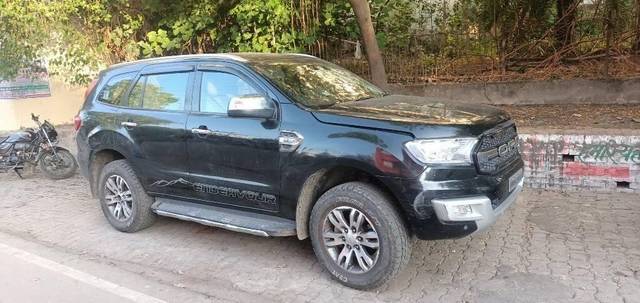 https://images10.gaadi.com/usedcar_image/3405662/original/VCC_IMG_1679485896609_1717357_333_1679486164_fc6d7284-ed26-4002-bba6-fa89c4dcb647_91fcc30e-b620-4aee-aefa-7174e6ffd609.jpg?imwidth=6401