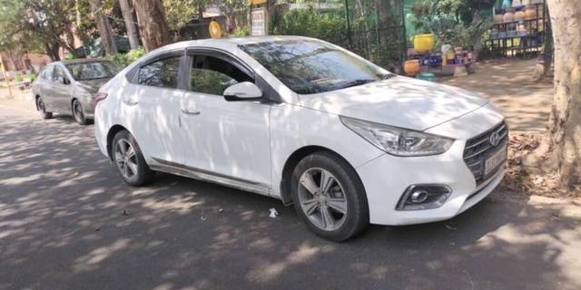 https://images10.gaadi.com/usedcar_image/3405870/original/VCC_IMG_1679558280324_1717638_333_1679558614_2b54964b-ae41-4a65-ae2a-1880d336916b_131dfc30-9346-4123-84a9-b4e83d936e3b.jpg?imwidth=6401