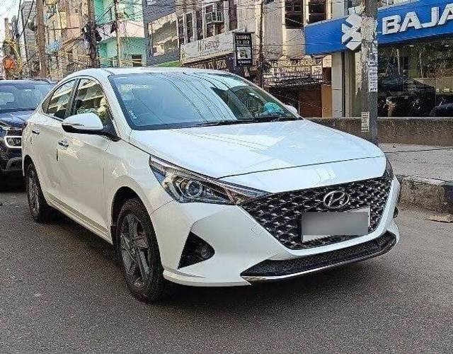 https://images10.gaadi.com/usedcar_image/3406214/original/VCC_1717798_116_1679645963_cb1b2c17-e1b4-4c4a-a872-b5f726826feb_24b11fc5-4e47-4d47-8c49-96800afdff8b.jpg?imwidth=6400