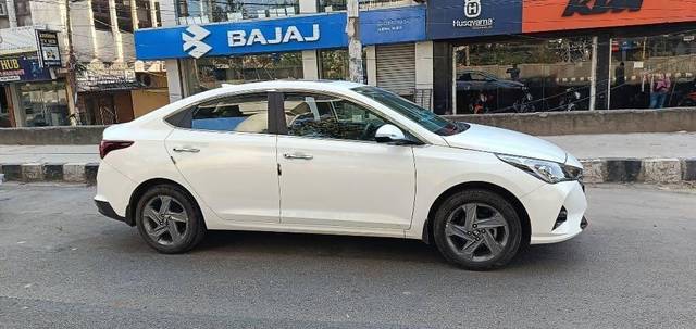 https://images10.gaadi.com/usedcar_image/3406214/original/VCC_IMG_1679567396752_1717798_97_1679567688_cb1b2c17-e1b4-4c4a-a872-b5f726826feb_24b11fc5-4e47-4d47-8c49-96800afdff8b.jpg?imwidth=6402