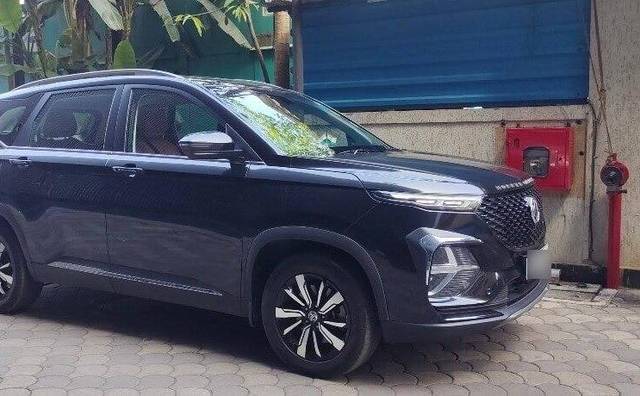 https://images10.gaadi.com/usedcar_image/3406489/original/VCC_1718299_334_1679678597_015f5de0-40f5-4a33-abc2-2db28e8ccdfe.jpg?imwidth=6401