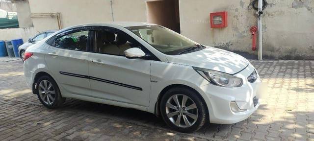 https://images10.gaadi.com/usedcar_image/3407075/original/VCC_1718771_333_1679749863_d28cba2f-b409-478e-842b-3d221993b2e7.jpg?imwidth=6401