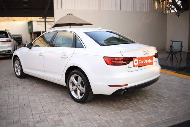 https://images10.gaadi.com/usedcar_image/3407717/original/usedcar_1_3__10151679908549_1679908620_c4e2457d-a1c5-4b57-8ba7-960f86676852.jpeg?imwidth=6402
