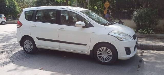 https://images10.gaadi.com/usedcar_image/3408080/original/cc5a0e32-478a-423c-b2d9-8d7d6d5e7f1f-VCC_IMG_1679806981467_1719111_333_1679807252_38421420-6eae-4ecc-83cd-3f0a208a70d0_d04e9683-6481-4431-9de6-22ca5ab0a2e2.jpg?imwidth=6401