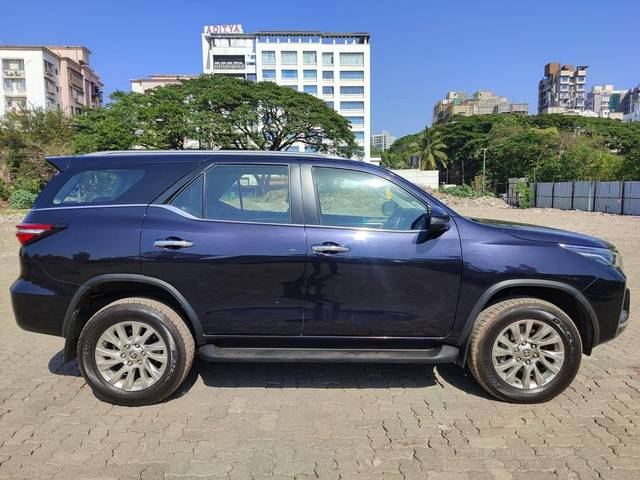 https://images10.gaadi.com/usedcar_image/3408419/original/usedcar_whatsappimage2023_03_27at42445pm_2__2737512_1680000639_28ff13a1-0fbf-48ad-8432-2c0f81e1e248.jpeg?imwidth=6401