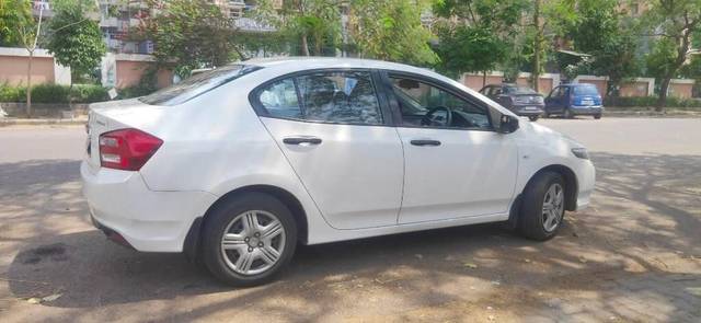 https://images10.gaadi.com/usedcar_image/3408481/original/VCC_IMG_1679816681540_1719240_331_1679816771_7c31605c-56db-45f5-97b0-cf80e6090f0c_c9df6ce4-8ed7-4ef3-8bac-96c43ca68a3a.jpg?imwidth=6402