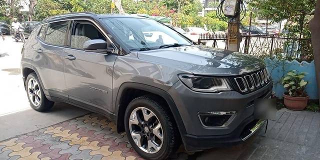 https://images10.gaadi.com/usedcar_image/3408524/original/VCC_1719199_116_1679825584_fda0e49c-7700-4b3d-97d2-43e0376c9990.jpg?imwidth=6400