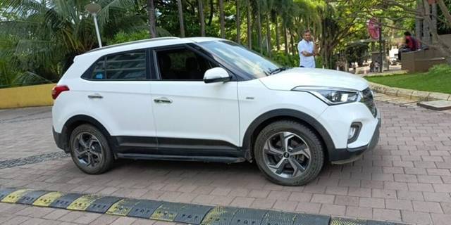 https://images10.gaadi.com/usedcar_image/3409319/original/VCC_IMG_1679895450015_1719462_333_1679896005_bbbc5089-2eb9-41df-b198-84888b318e2a_dbb1fa84-62f9-48c3-95a4-b1736201d8aa.jpg?imwidth=6401