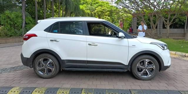 https://images10.gaadi.com/usedcar_image/3409319/original/VCC_IMG_1679895457834_1719462_97_1679895994_bbbc5089-2eb9-41df-b198-84888b318e2a.jpg?imwidth=6402