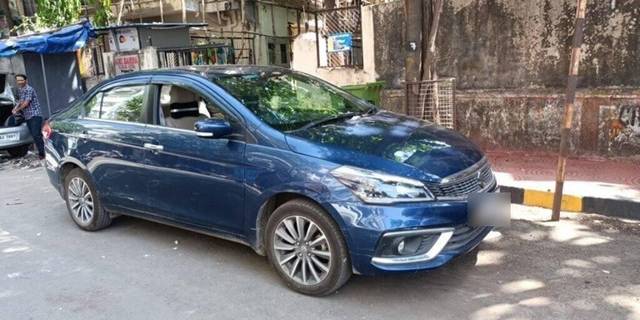 https://images10.gaadi.com/usedcar_image/3409376/original/VCC_1719601_334_1679909297_647ddbca-a165-4c9e-9be9-c45f5488bd8d_154cfe53-6b1a-4131-82c6-b93f93f3c6eb.jpg?imwidth=6401
