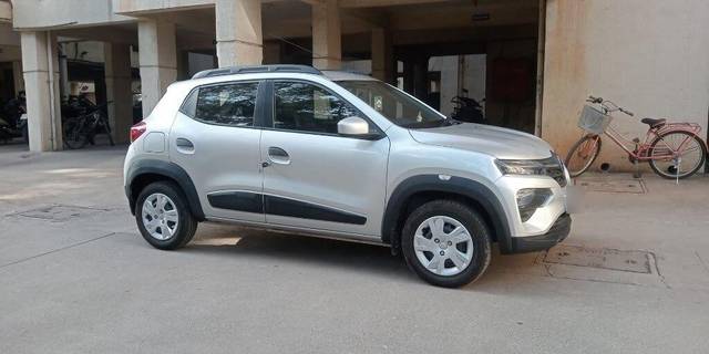 https://images10.gaadi.com/usedcar_image/3409638/original/VCC_1719731_333_1679937717_8a4a6996-9b0e-45fa-b048-07f5aa5fe7f2.jpg?imwidth=6402