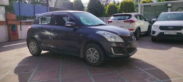 https://images10.gaadi.com/usedcar_image/3409661/original/VCC_1719704_334_1679930813_b80050e8-c206-4511-961c-808eaa687921.jpg?imwidth=6401
