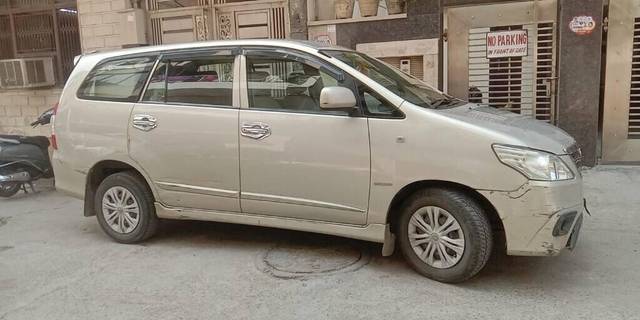 https://images10.gaadi.com/usedcar_image/3409801/original/83ae32e8-ed00-4912-b872-05f6aa5295ff-VCC_IMG_1679978738878_1719809_333_1679979129_250291f1-aa32-49dd-9220-a18662dce378_e9b08508-673e-4260-82c5-278f2255fb7d.jpg?imwidth=6402