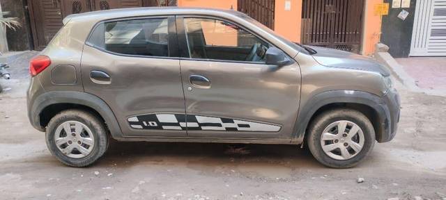 https://images10.gaadi.com/usedcar_image/3410281/original/b89a5779-c321-45ad-beb6-bdc3268672e0-VCC_IMG_1679993300585_1720003_97_1679993370_ad92680d-7639-4a59-9d5d-b34872a65a12.jpg?imwidth=6401
