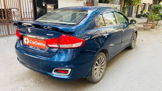 https://images10.gaadi.com/usedcar_image/3410293/original/used_car_2739276_1680092749_405f64f0-62a4-4467-b165-e6bd613f2fb8.jpg?imwidth=6402