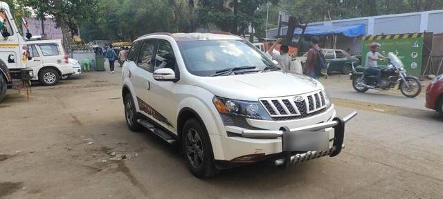 https://images10.gaadi.com/usedcar_image/3410724/original/VCC_1720209_116_1680062940_fcec3066-eca6-47ca-86d9-45970c18a2ac.jpg?imwidth=6400