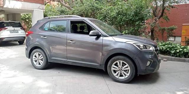 https://images10.gaadi.com/usedcar_image/3410744/original/VCC_IMG_1680069887253_1720295_333_1680069941_0d958763-4033-4233-b1a5-1b6081a0591b.jpg?imwidth=6402