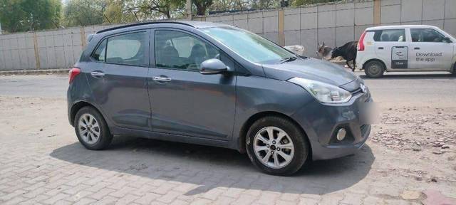https://images10.gaadi.com/usedcar_image/3411164/original/VCC_1720356_333_1680075064_37441dc1-d12b-409d-83e3-5f9cb25bda24_df067990-d7fe-40bf-a8b8-0a3945dacd03.jpg?imwidth=6401
